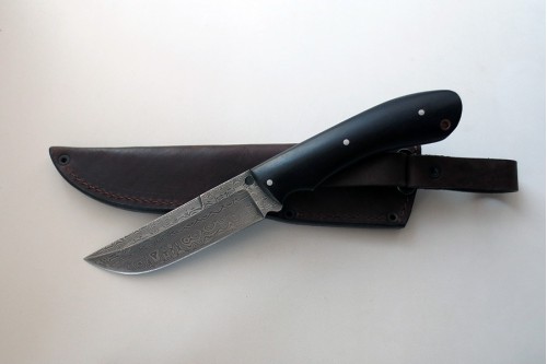 Нож из дамасской стали "Кабан" цельнометаллический