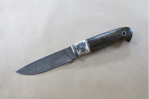 Кованый нож из дамасской стали "Егерь"
