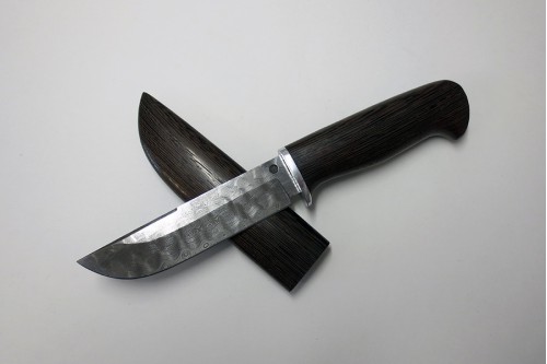 Нож "Охотник" (малый) дамасская сталь, (деревянные ножны) - работа мастерской кузнеца Марушина А.И.
